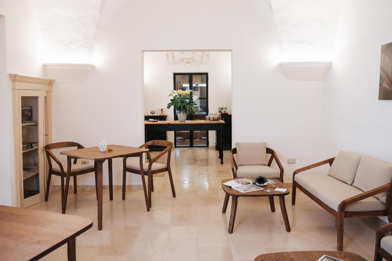 Palazzo Frangipane Bed & Breakfast Салве Екстериор снимка