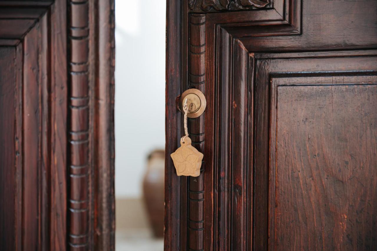 Palazzo Frangipane Bed & Breakfast Салве Екстериор снимка